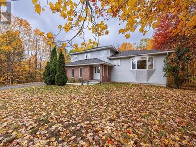 123 Palomino Dr, Sault Ste. Marie, ON, P6A 0B2 house for sale | Listing ID SM262896 | Royal LePage