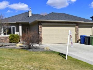 Chestermere, Alberta - Fireplace, Cellar