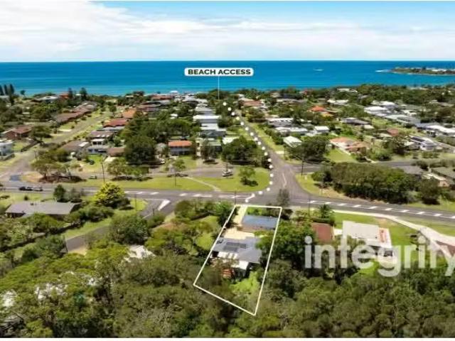 123 Prince Edward Avenue, Culburra Beach House for rent Liste.