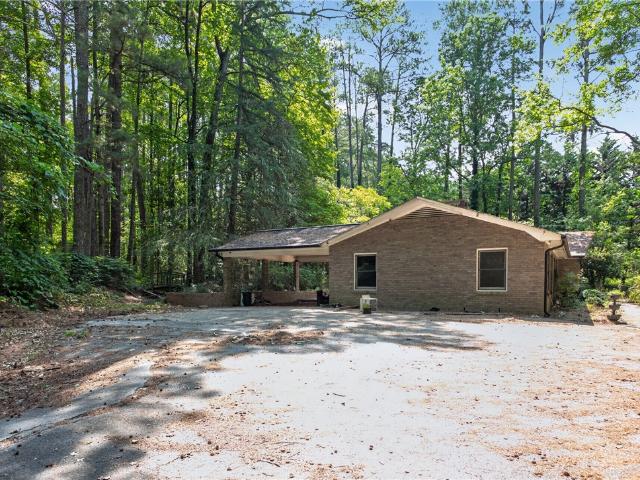 123 Robin Road