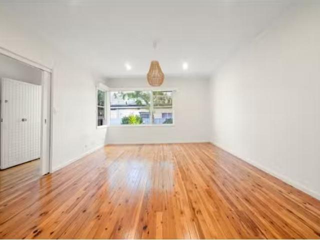 1/23 Robinson Street, Monterey Apartment for rent Listed by L.