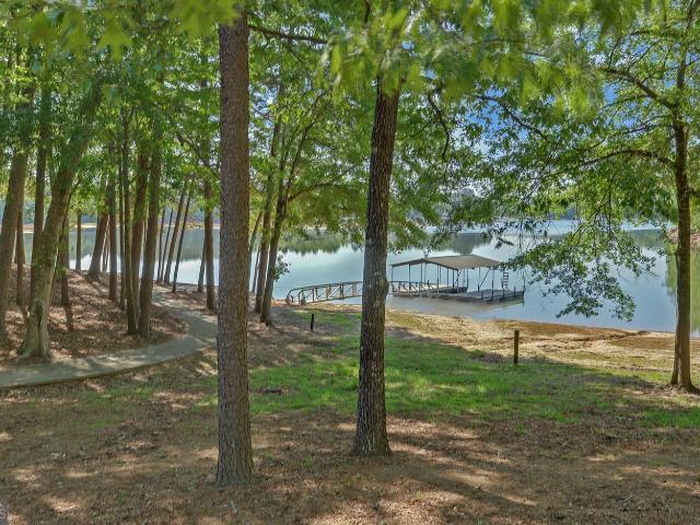 123 Ridgemore Circle