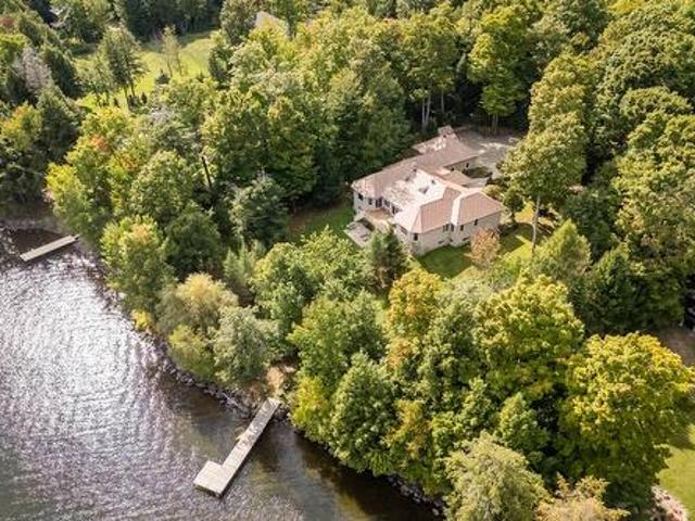 123 Rue Du Domaine Brome, Lac Brome, QC, J0E 1R0 Luxury House for sale | Listing ID 22879 | Royal LePage Carriage Trade Luxury Properties