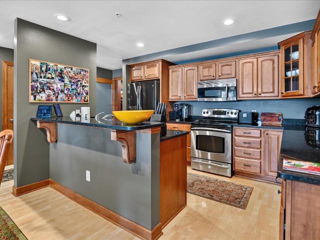 123 W Washington Avenue