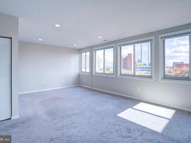 123 W Barre Street # PH 3