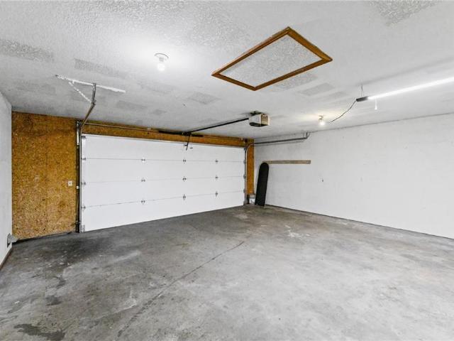 123 W Douglas St, Iola, KS 66749 | MLS #2610
