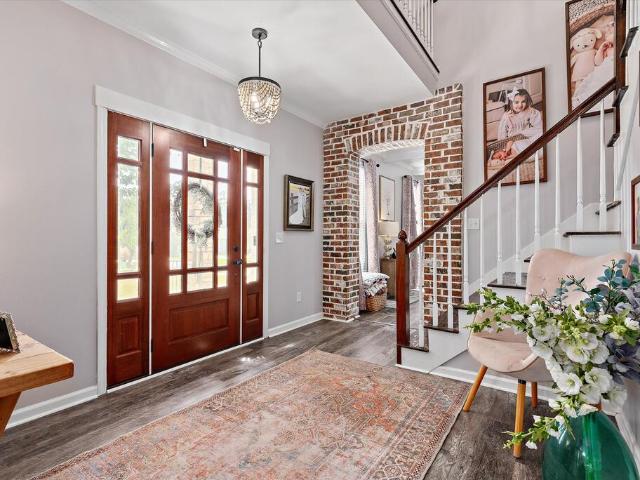 123 Waterford Place