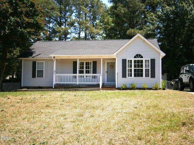 123 Temple St, Four Oaks, NC 27524