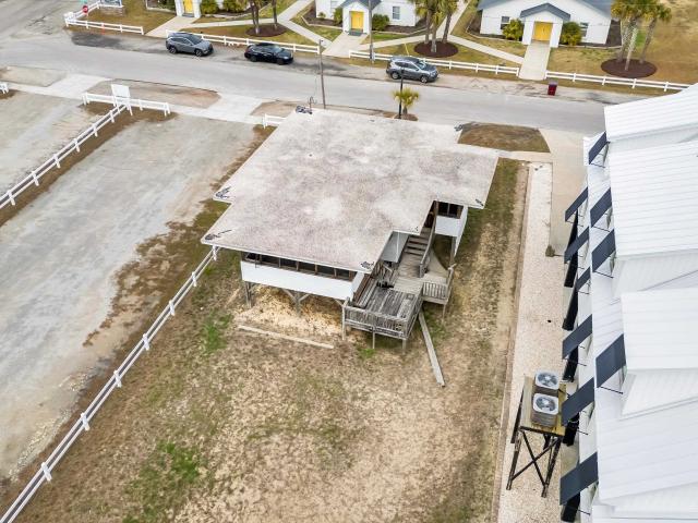 123 Yaupon Ave