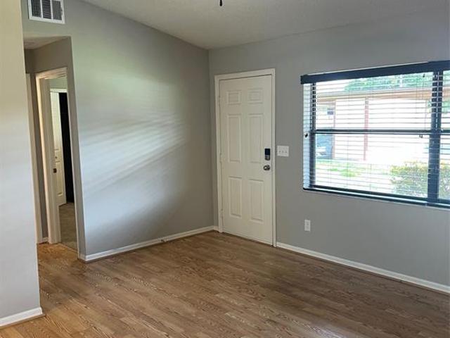 12449 Orangewood Cir, Unit 17, Tavares, FL 32778 | MLS #O6395