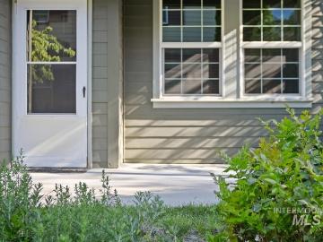 1244 E Winding Creek Drive