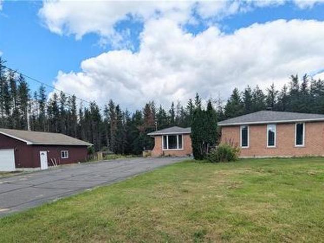 1244 Gravel Drive, Hanmer, ON, P3P 1R8 house for sale | Listing ID 2129 | Royal LePage
