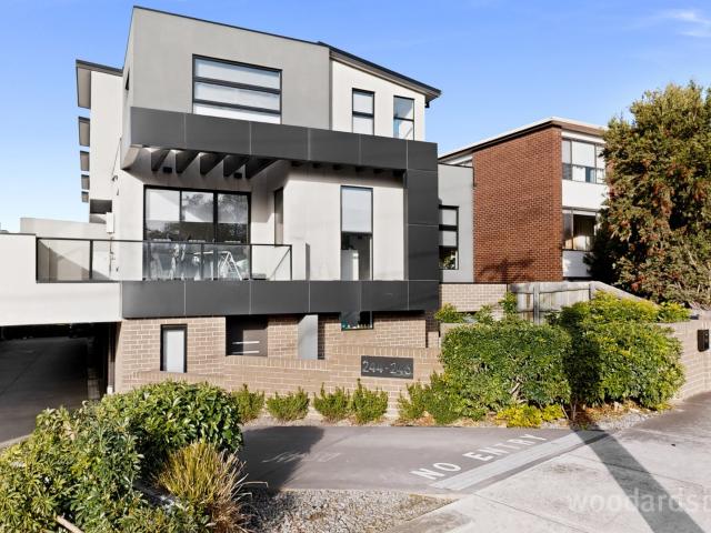 1/244 Pascoe Vale Rd, Essendon