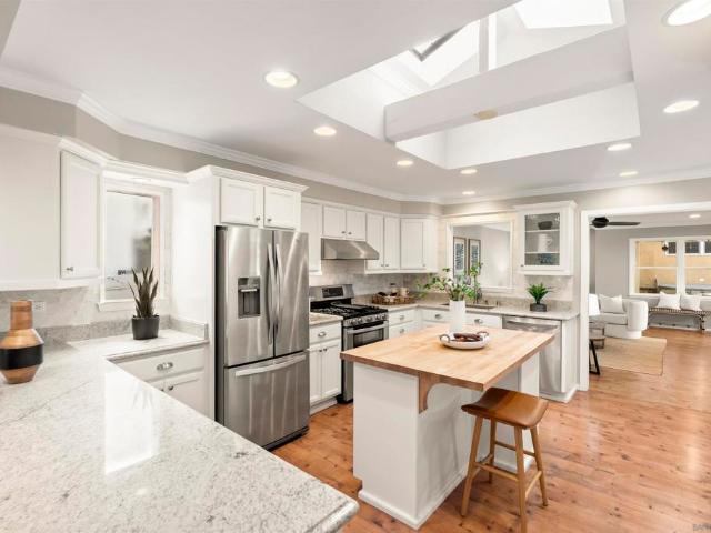 1244 Wilbur Ave