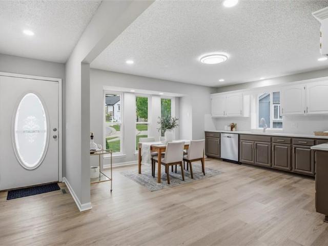 1245 Mockingbird Lane