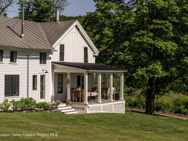 1245 Oak Hill Road
