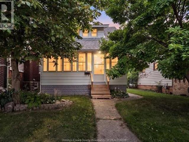 1245 Giles Boulevard East, Windsor, ON, N9A 4G7 house for sale | Listing ID 26017 | Royal LePage