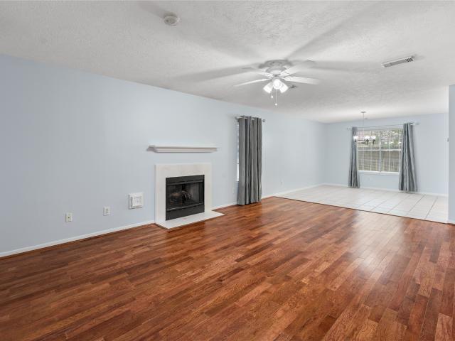 1245 Hunter Wood Drive