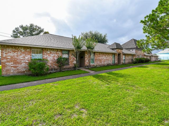 12469 Sharpview Dr, Unit 2469, Houston, TX 77072 | MLS #10845