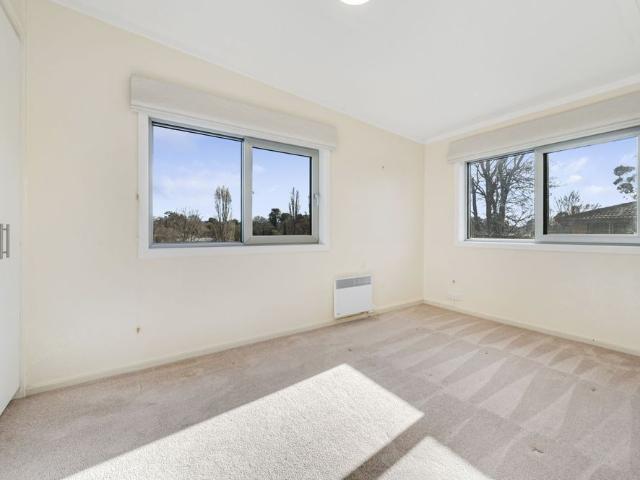 12/46 Trinculo Place, Queanbeyan