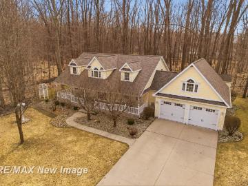 12471 Northern Woods Circle