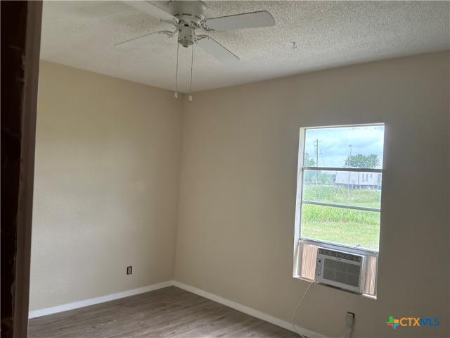 1247 Hwy 87 W
