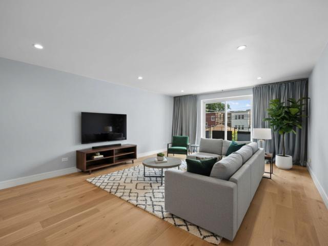 1247 Harlem Avenue S # 103