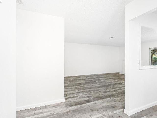 1247 Johnson Ct