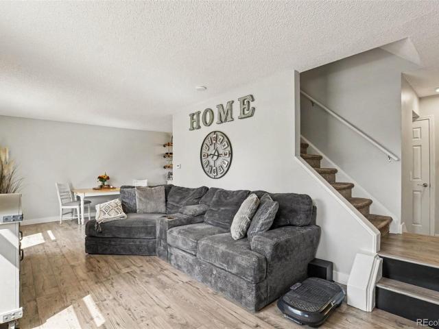 1247 W 135th Place