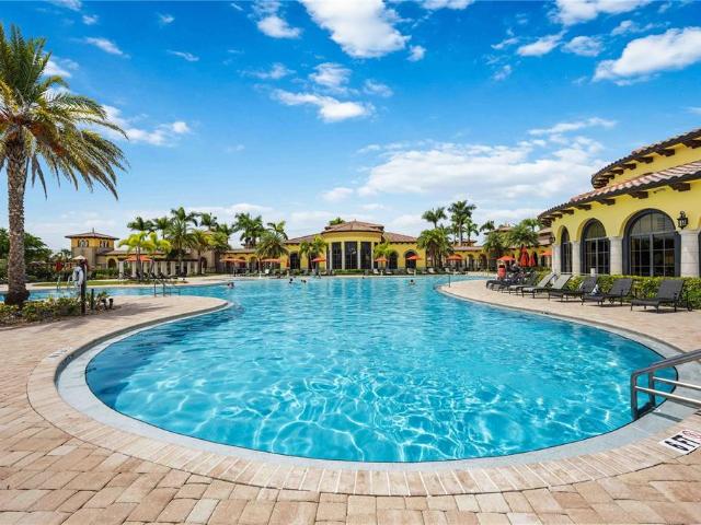 12485 Ghiberti Cir, Unit 201, Venice, FL 34293 | MLS #A4685