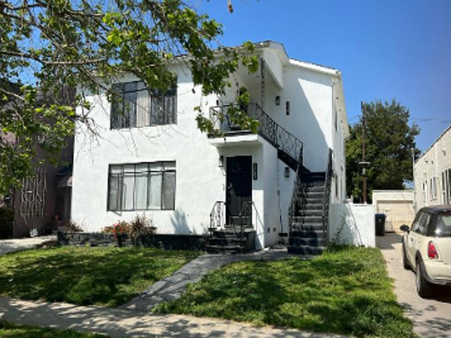 1249 S Sycamore Ave