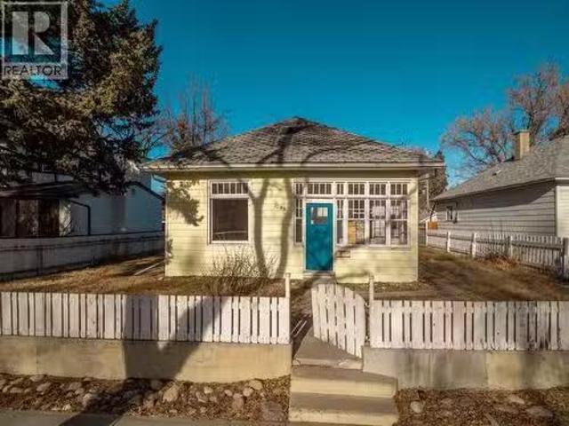 1249 5A Avenue S, Lethbridge, AB, T1J 0T3 house for sale Li.