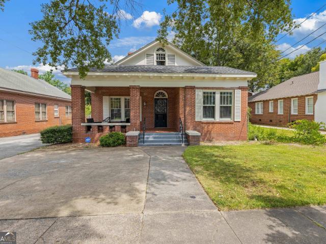 1240 Peacock Avenue