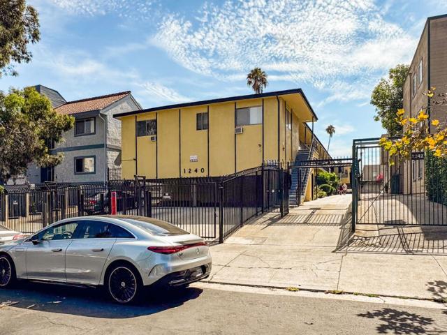 1240 S Norton Avenue