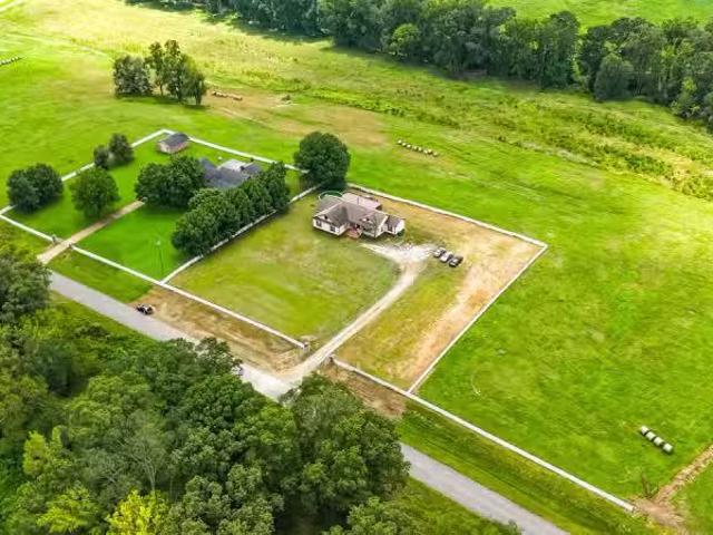 1241 COUNTY ROAD 37, FAYETTE, AL 35555
