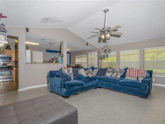 1241 Kings Row