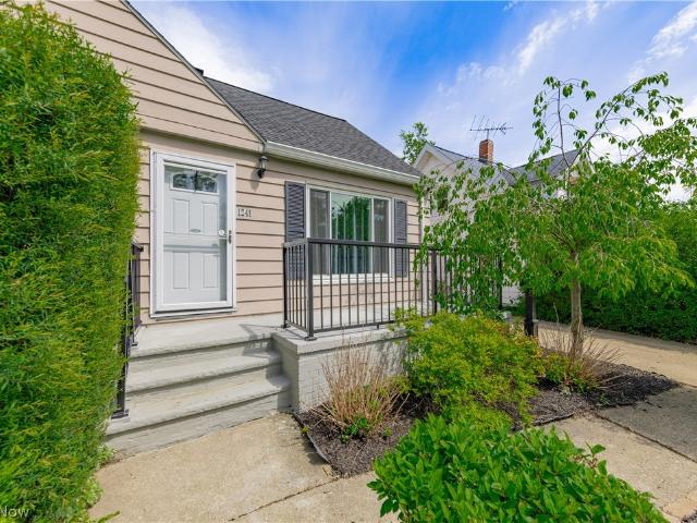1241 Sunset Road