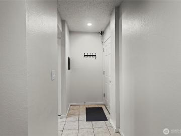 12423 NE 145th Pl, Unit B145, Kirkland, WA 98034 | MLS #2513