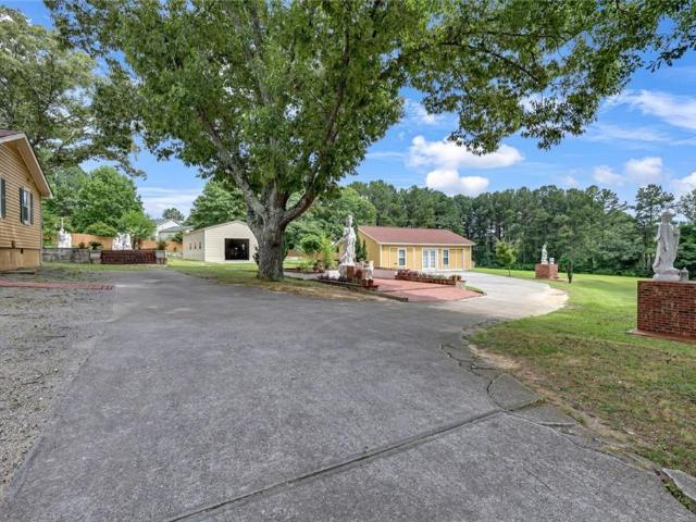 1242 Cooper Road
