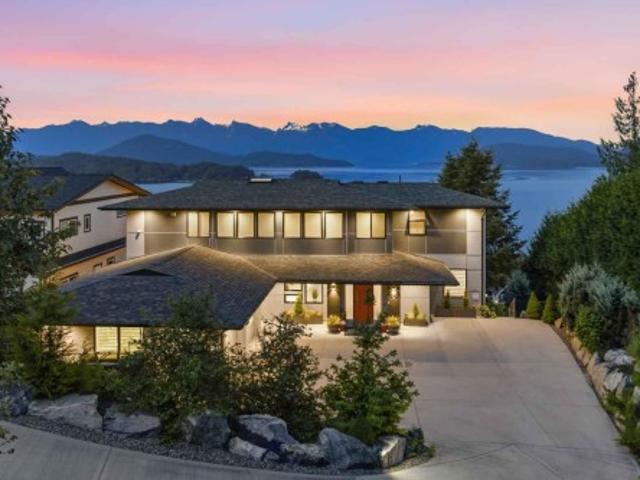 1242 St Andrews Road, Gibsons, BC, V0N 1V1 house for sale | Listing ID R3121 | Royal LePage