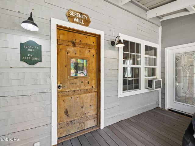 1243 Carrs Creek Rd