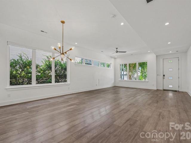 1243 Realta Drive