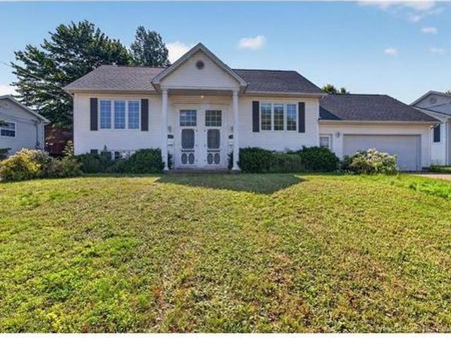 124 126 Bahama St, Dieppe, NB, E1A 7X7 house for sale | Listing ID NB148158 | Royal LePage