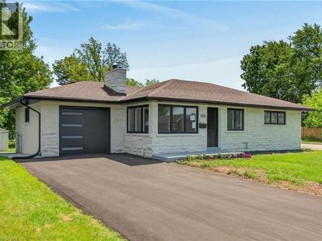 124 Corman Avenue, Stoney Creek, ON, L8G 3W4 house for sale | Listing ID 40845 | Royal LePage