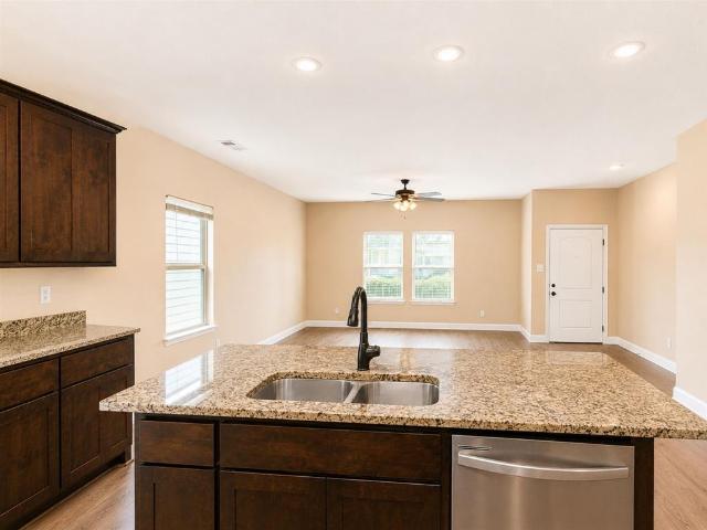 124 Canales Circle