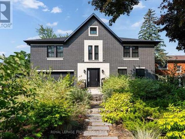 124 Churchill Crescent, Kingston Central City East, ON, K7L 4N2 Luxury House for sale | Listing ID X13098 | Royal LePage Carriage Trade Luxury Properties