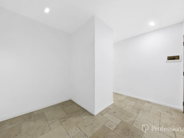 124 Cheddar RoadReservoir VIC 3073, Australia