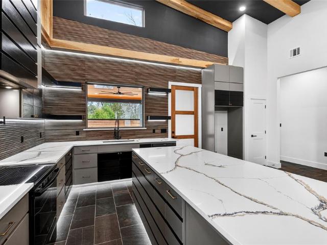 124 Aztec Drive