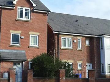 124 Bold Street, Manchester, M15 5QH, United Kingdom | 4 bed house for rent #138314355 | Rentberry