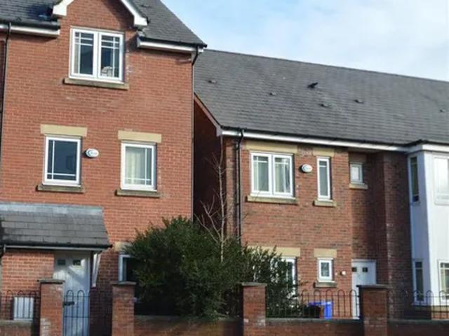 124 Bold Street, Manchester, M15 5QH, United Kingdom | 4 bed house for rent #138314355 | Rentberry